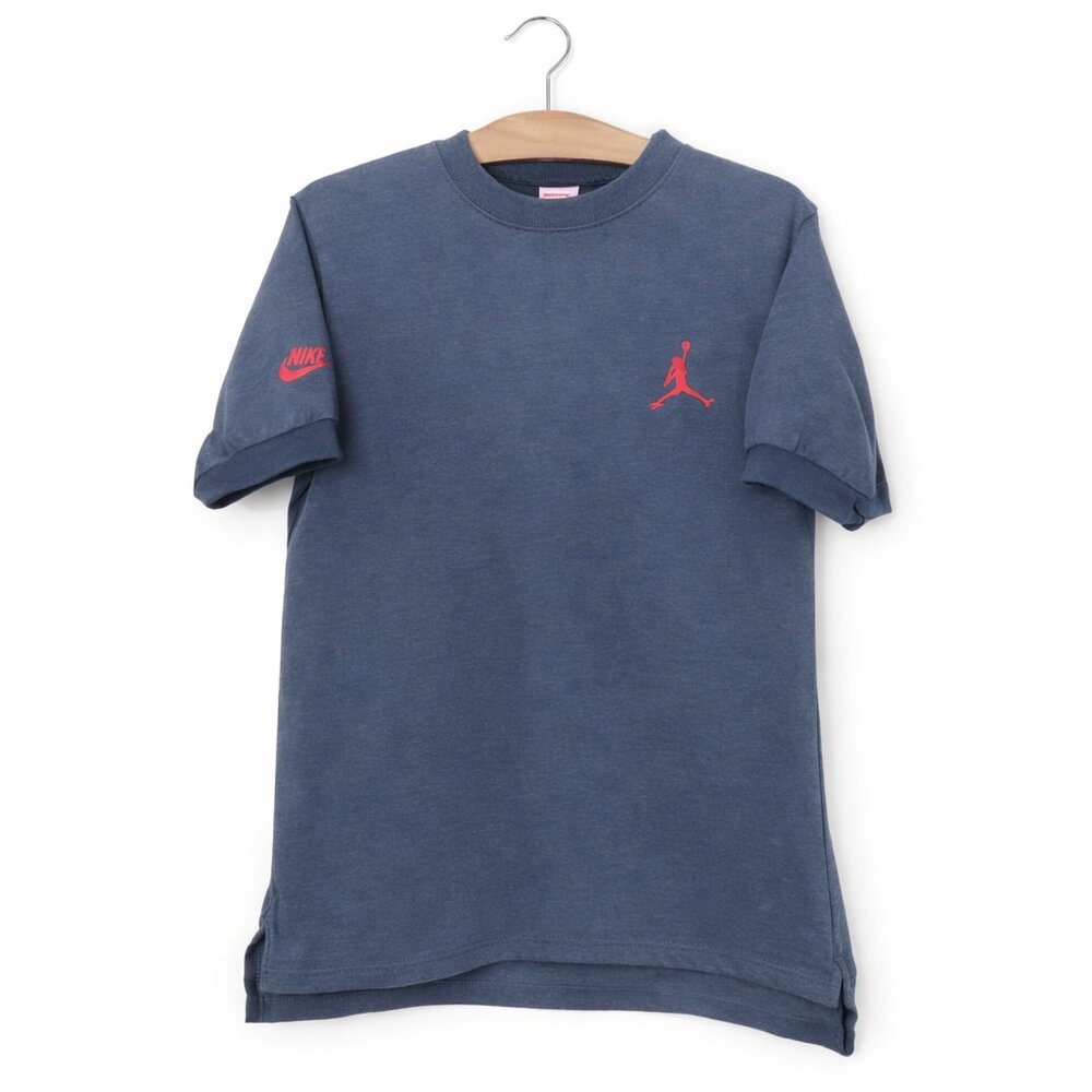 AIR JORDAN NIKE | Vintage Black & Red Air Jordan Logo Tee Shirt – Men’s Small